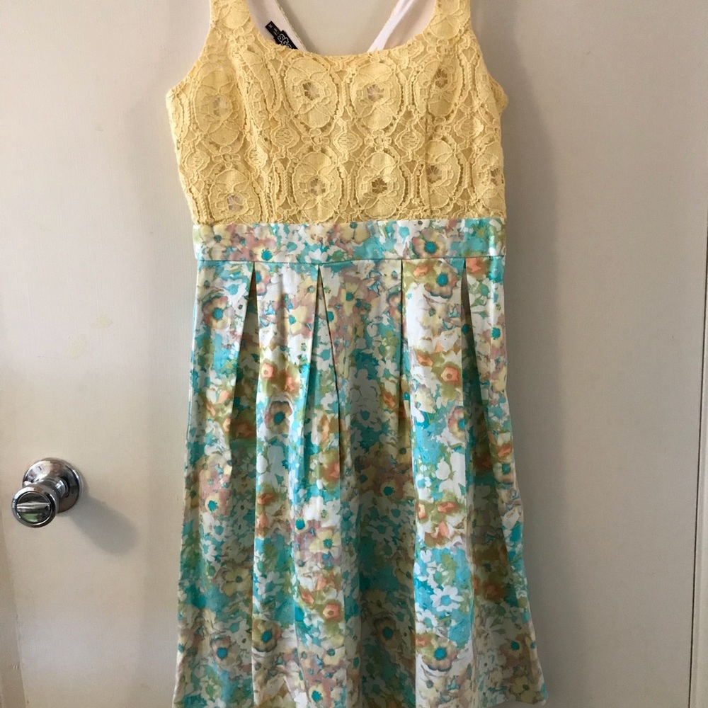 Girl’s Stoosh Summer Dress 🌻